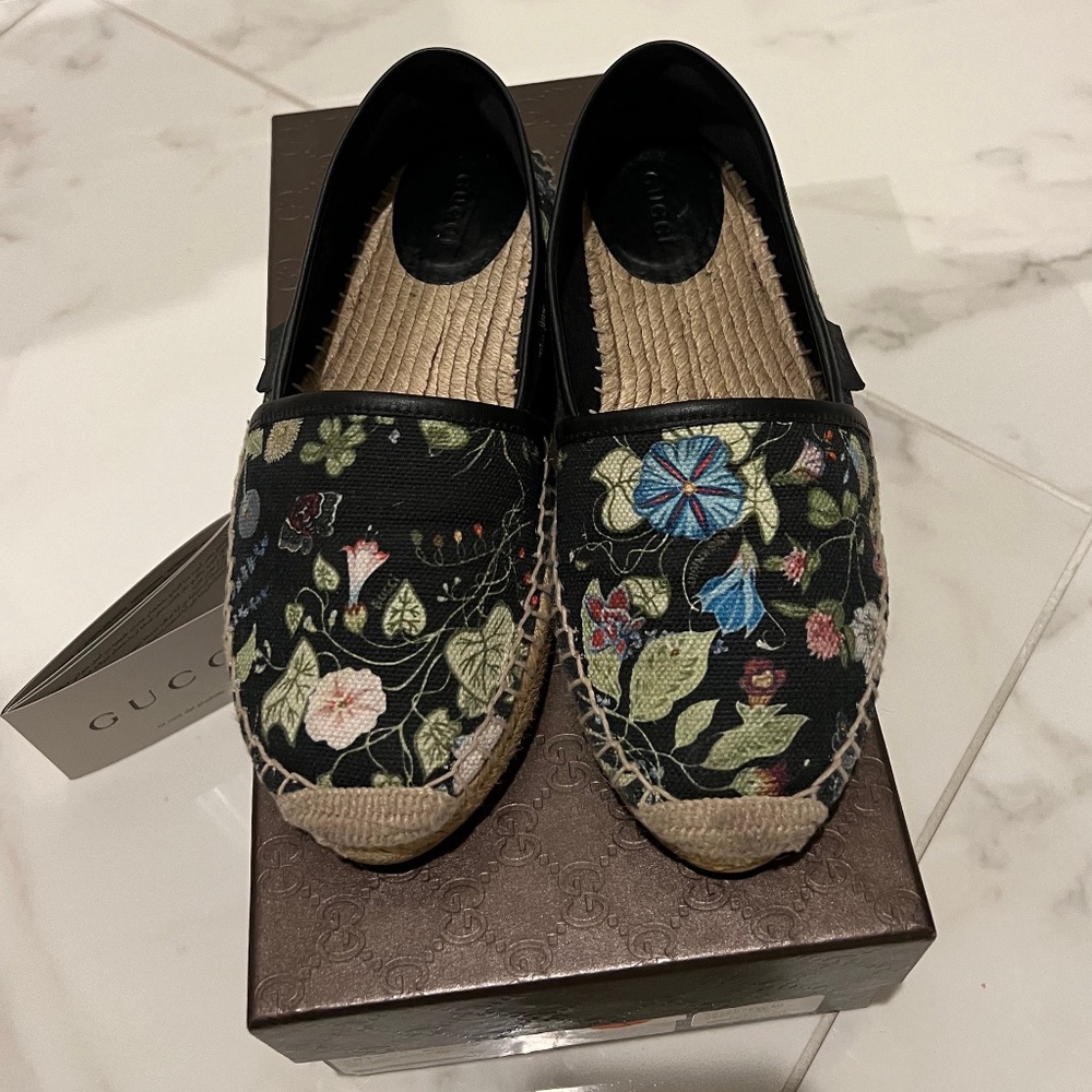 Gucci Flora Knight Espadrille Flats in black, Canvas, Size EU6+, US6.5
